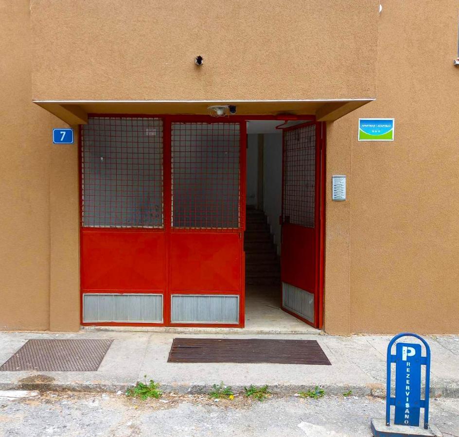 Agape C-52 Apartman Trebinje Kültér fotó
