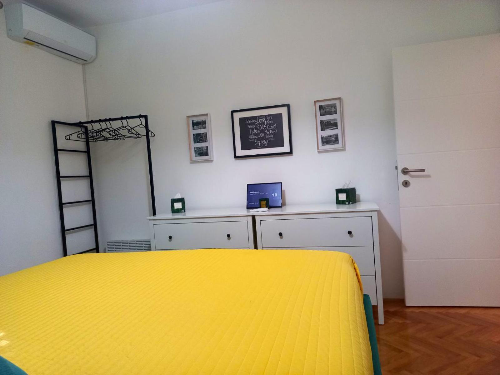 Agape C-52 Apartman Trebinje Kültér fotó